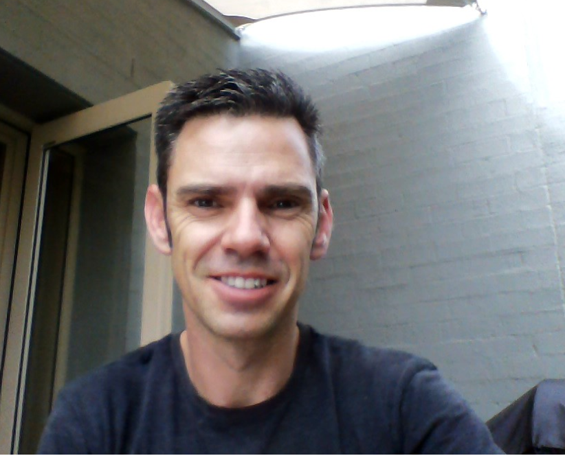 Julian Robinson - Author and owner of PositiveDogTraining.net